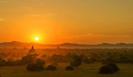Bagan Pagodas at sunrise, Myanmarの写真素材