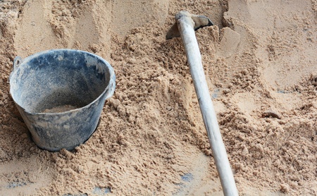 Scoop the sand.の写真素材
