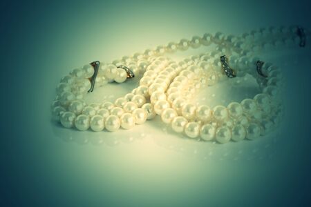  Pearl necklace