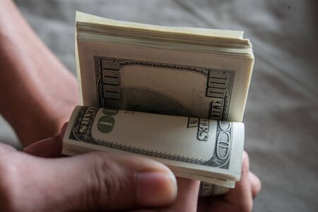 Billie dollar in handの写真素材