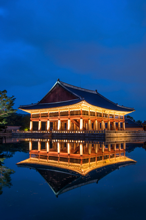 Gyeongbokgung Palace at night in seoul,Korea.のeditorial素材