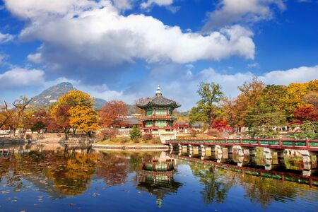 Gyeongbokgung Palace in autumn,South Korea.のeditorial素材