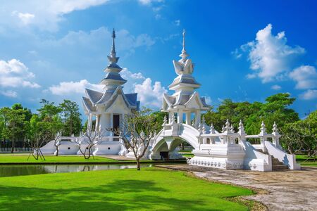 CHIANG RAI, THAILAND - OCTUBER 20 , 2016: Wat Rong Khun temple (White Temple) in CHIANG RAI, THAILAND.のeditorial素材