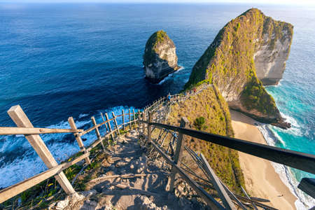 Pathway to Kelingking Beach in Nusa Penida island, Bali in Indonesia.の写真素材