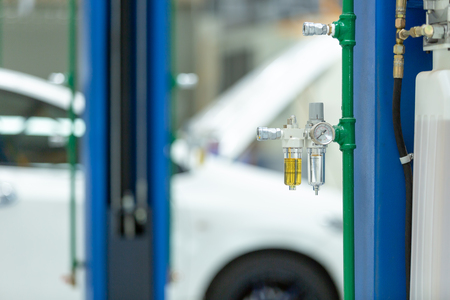 The electric lift for cars in the service.の写真素材