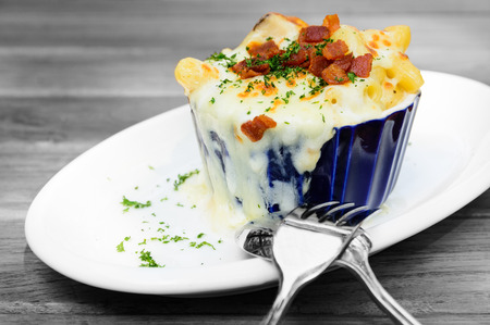 Macaroni cheese and bacon