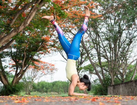 Asian Girl Yoga Health.Yoga Health.Yoga heighten