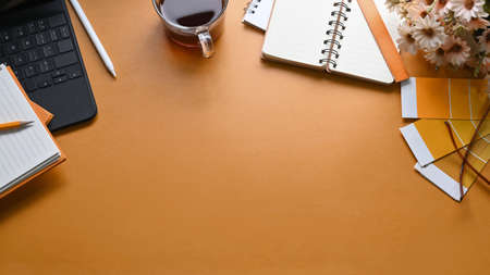 Home office desk with mock up computer with blank white screen.の写真素材