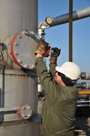 worker in the oil industry