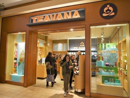 Jersey City, New Jersey - March 18 2017, Teavana store frontのeditorial素材