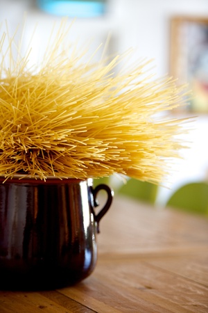 Spaghetti in potの写真素材