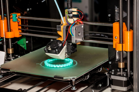 Working 3d printer Working 3d printer