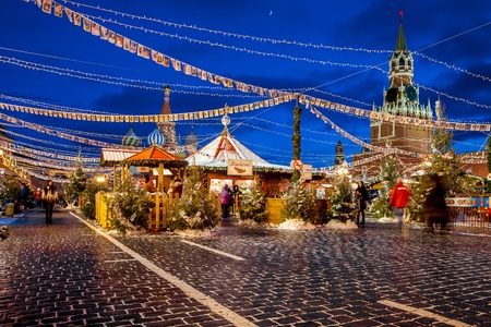 Moscow, Russia - December, 2015: People on Christmas market on Red Square in Moscow city center, Decorated and illuminated Red Square for Christmas in Moscow.のeditorial素材