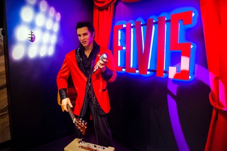 Wax figure of Elvis Presley singer in Madame Tussauds Wax museum in Amsterdam, Netherlandsのeditorial素材