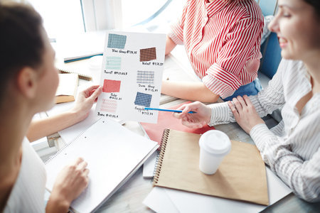 Discussing samplesの写真素材