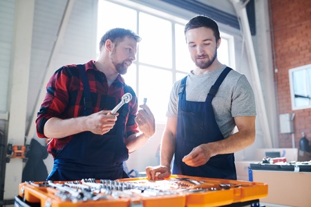 Consulting in workshopの写真素材