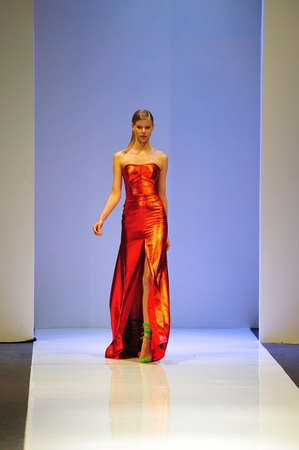 SINGAPORE - MAY 17: Model showcasing designs by Antonio Berardi at Audi Fashion Festival 2011 on May 17, 2011 in Singaporeのeditorial素材