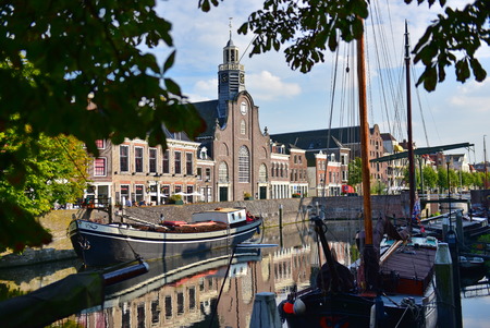 ROTTERDAM - SEPTEMBER 18: Pilgrim Fathers Church along River Nieuwe Maas at Delfshaven, taken on September 18, 2014 in Rotterdam, Netherlandsのeditorial素材