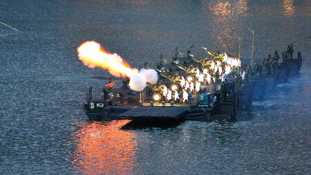 SINGAPORE - JUNE 18: 21-gun salute during National Day Parade Singapore 2011 Combined Rehearsal on June 18, 2011 in Singapore.のeditorial素材
