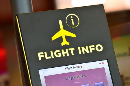 SINGAPORE - JANUARY 10:  Flight info panel at Changi Airport on January 10, 2015 in Singaporeのeditorial素材