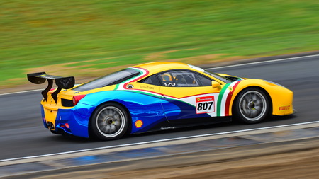 HAMPTON DOWNS, NEW ZEALAND - APRIL 18: Ferrari 488 Challenge driving around race track at Ferrari Challenge Asia Pacific Series race on April 15, 2018 in Hampton Downsのeditorial素材
