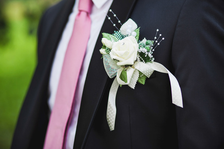 Groom with the boutonniere and tieの写真素材
