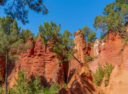Impression around the Ocher Path near Roussillon, a commune in the Vaucluse department of the Provence region in southern Franceの写真素材