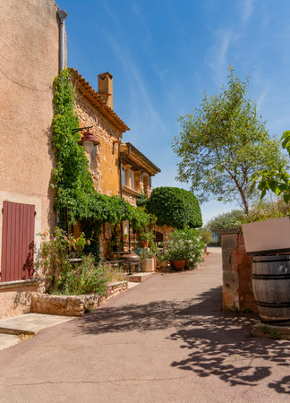 Impression of Roussillon, a commune in the Vaucluse department of the Provence region in southern Franceの写真素材