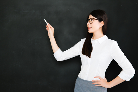 The mediocre teacher tells, The good teacher explains, The superior teacher demonstrates, The great teacher inspiresの写真素材