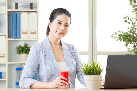 Let me help you make your business a success with healthy drinkの写真素材