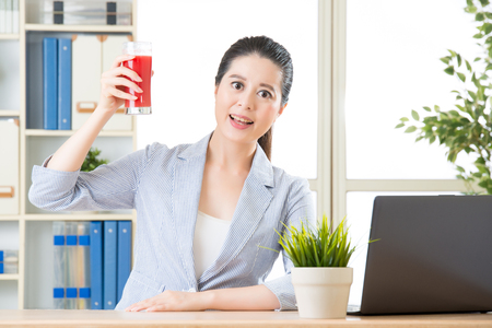 you will love to try some fresh summer fruit watermelon juice in officeの写真素材