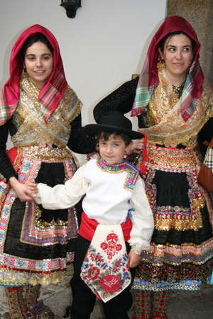 hand-embroidered costumes, Lagartera, Toledoのeditorial素材
