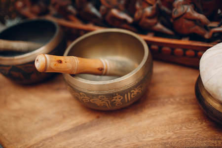 Stuff tibetan bowl accessories for thai massage procedure at beauty spa.の写真素材