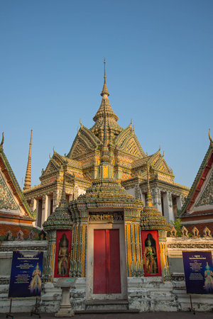 Thailand, Bangkok, Wat Po, Temple of the Reclining Buddhaの写真素材