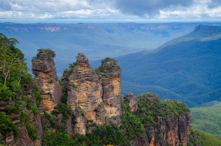 Image of the Three Sisters rock formation. View from Echo Point in the Blue Mountains National Park, Katoomba city, New South Wales in Australia.の写真素材