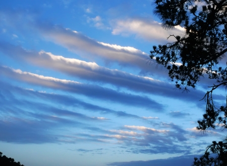 rippled skyの写真素材