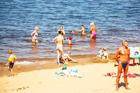 SAMARA, RUSSIA - JULY 14, 2017: View of the beach from the embankment of the Volga Riverのeditorial素材