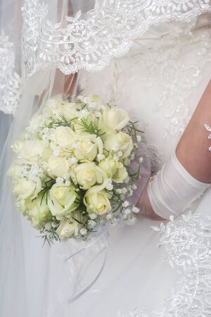 Flower, bouquet, love, day, valentine, marriage, background, hymeneal, rings, decoration, concept, holiday, object, celebration, creative, gold, couple, engagement,の写真素材