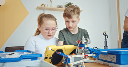 Children Are Actively Engaged in Learning About Robotics Through Collaboration and Teamwork