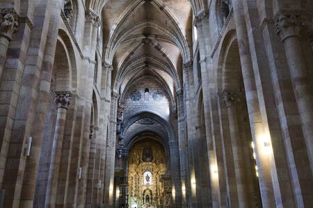 AVILA, SPAIN - APRIL 2016: Arches and pillars in the basilic of saint vicenteのeditorial素材