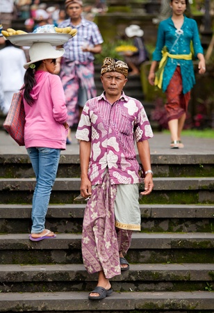 BALI - JANUARY 22. Balinese pilgrims at Mother Temple in Besakih on January 22, 2012 in Bali, Indonesia. Most Balinese hindus make a yearly pilgrim to the mother of all temples.のeditorial素材
