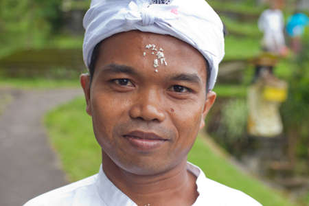 BALI - JANUARY 22. Balinese pilgrim at Mother Temple in Besakih on January 22, 2012 in Bali, Indonesia. Most Balinese hindus make a yearly pilgrim to the mother of all temples.のeditorial素材