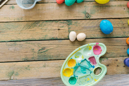 The process of painting Easter eggs. Preparing for Easter.の写真素材