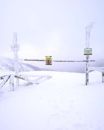 KARPACZ, POLAND - JANUARY 06, 2021: Tourist trail to Sniezka (mountain on the border between the Czech Republic and Poland). Winter landscape. Giant Mountains, Poland, Europe.のeditorial素材