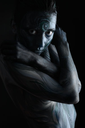 Bodypainting project: art, fashion, beauty