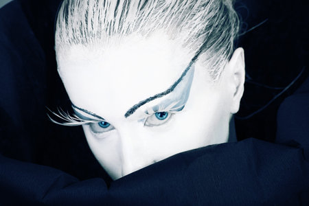 Bodypainting project: art, fashion, beauty