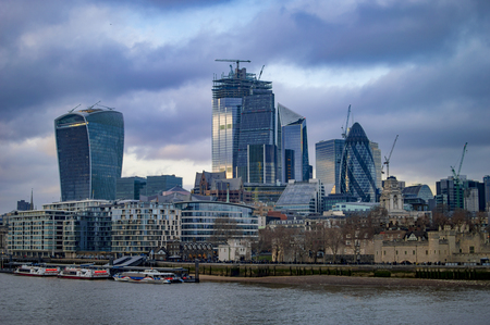 London southwark buildings with clouds in sky with well known architecture in ukのeditorial素材