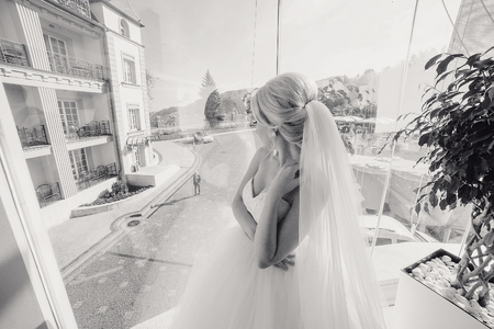 wonderful wedding day couple much happiness joy sun all in black and whiteの写真素材