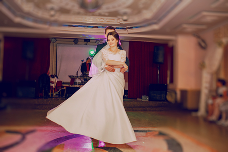 romantic couple dancing on their wedding HDの写真素材