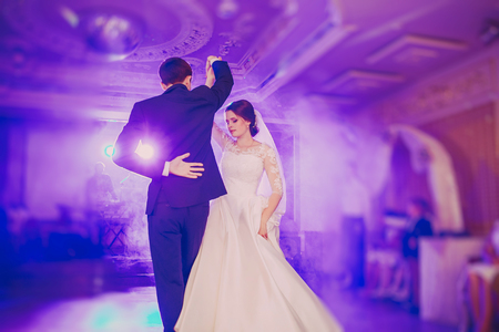 romantic couple dancing on their wedding HDの写真素材